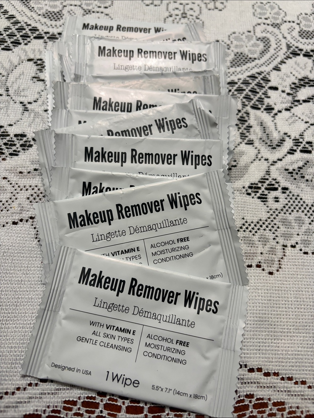 14 Makeup Remover Wipes - White | Gentle Cleansing Wipe